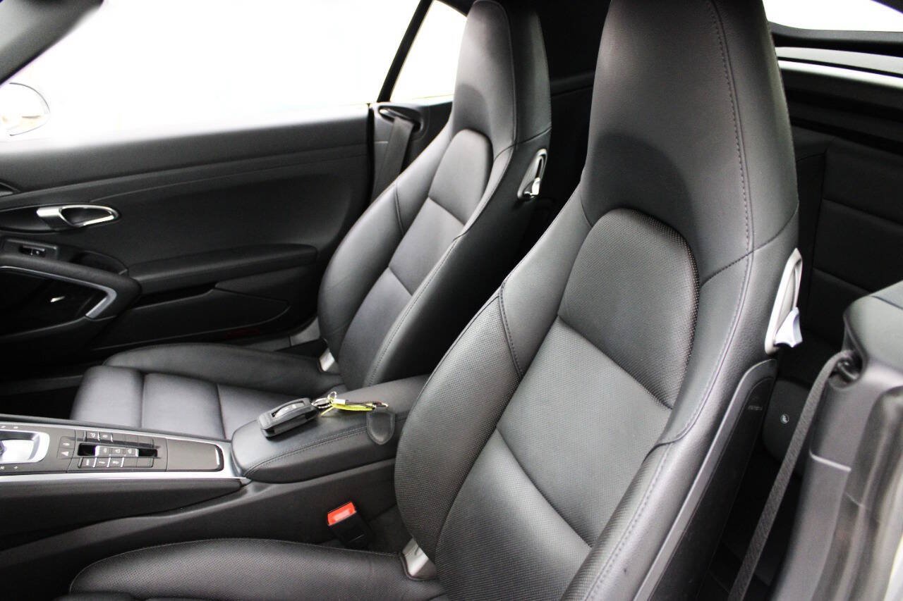 Used 2017 Porsche 911 Carrera image 27