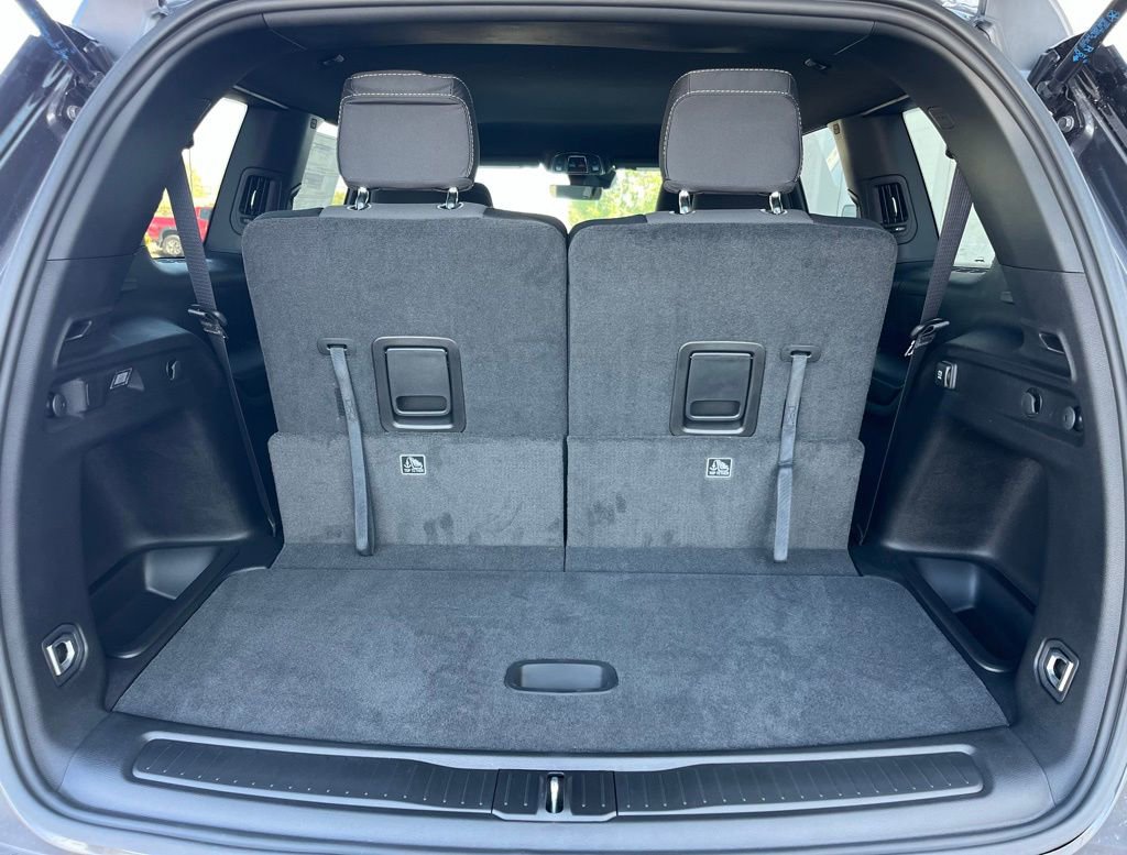 New 2025 Jeep Grand Cherokee L Laredo w/ Trailer Tow Package image 29