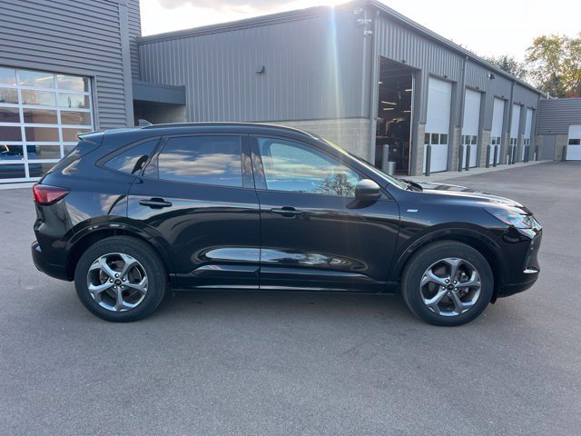 Used 2024 Ford Escape ST-Line AWD/4WD image 4