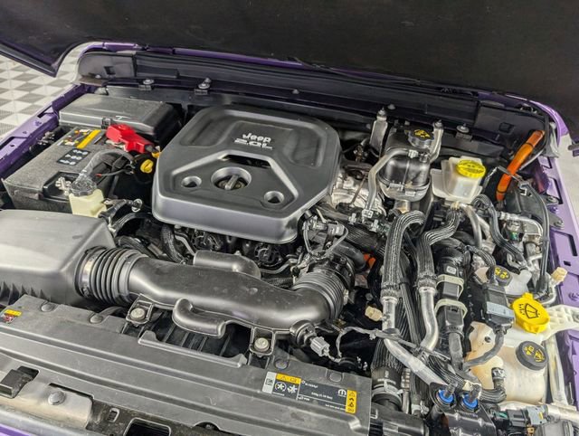 Used 2023 Jeep Wrangler Unlimited Sahara w/ Cold Weather Group image 33