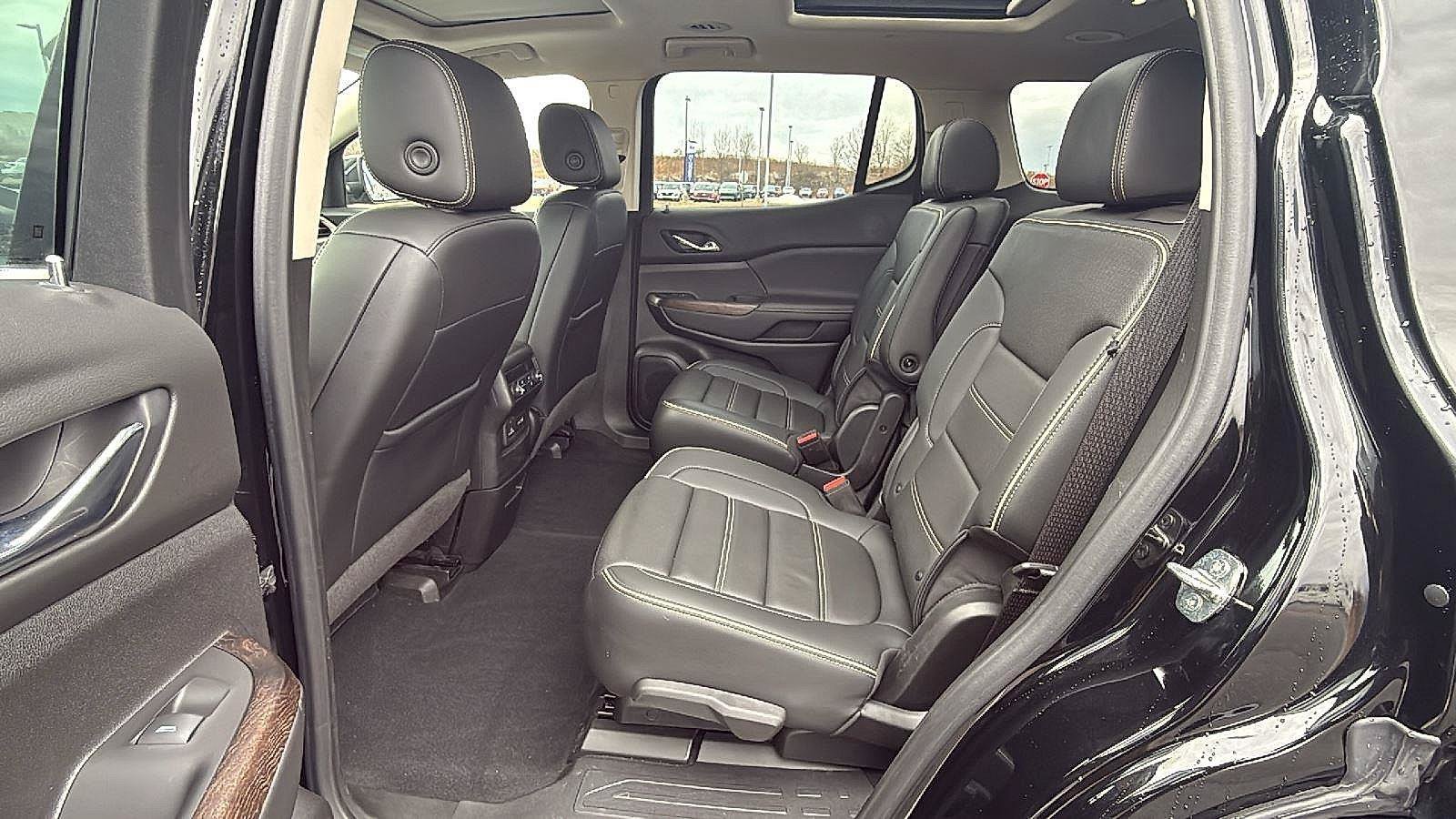Used 2022 GMC Acadia Denali AWD/4WD image 25