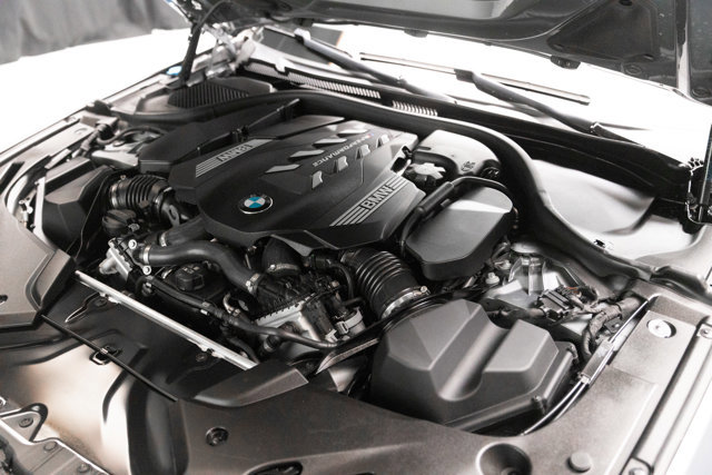 Used 2023 BMW M550i xDrive w/ Executive Package image 34