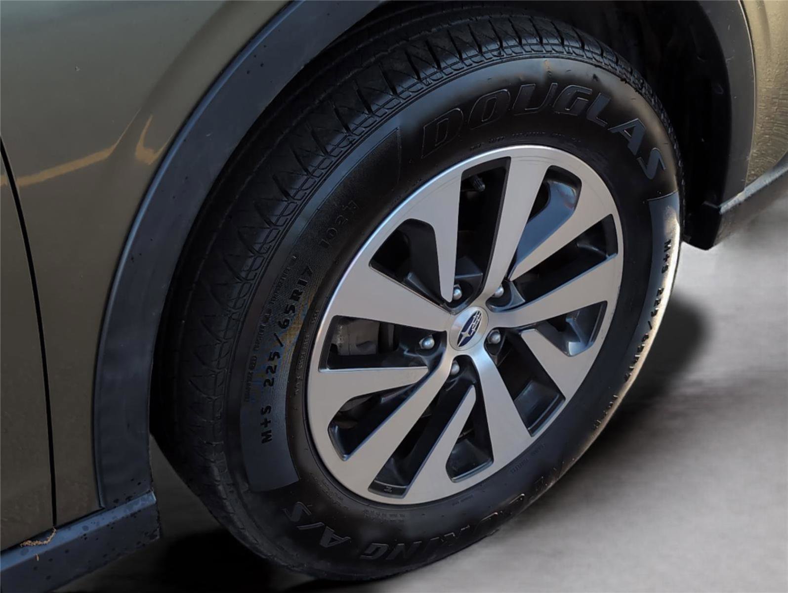 Used 2022 Subaru Outback Premium AWD/4WD image 34