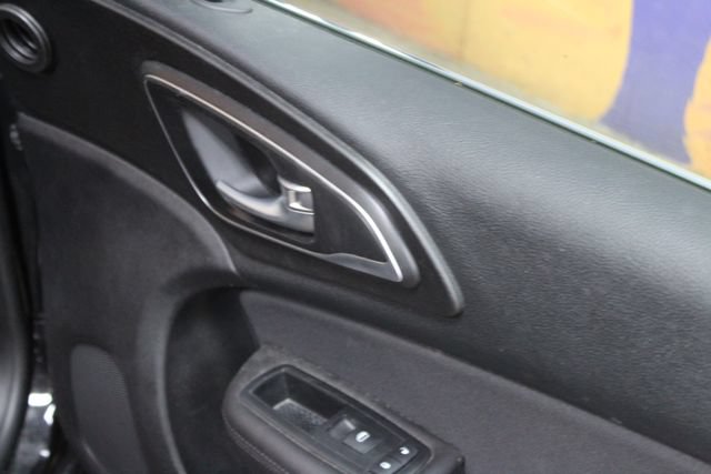 Used 2015 Chrysler 200 LX FWD image 11