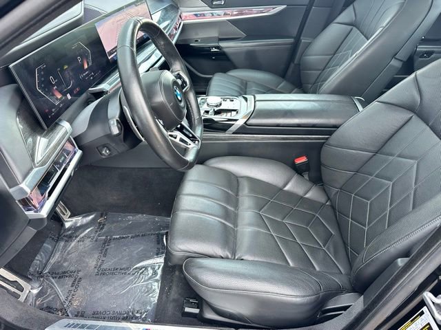 Used 2024 BMW 740i xDrive image 6