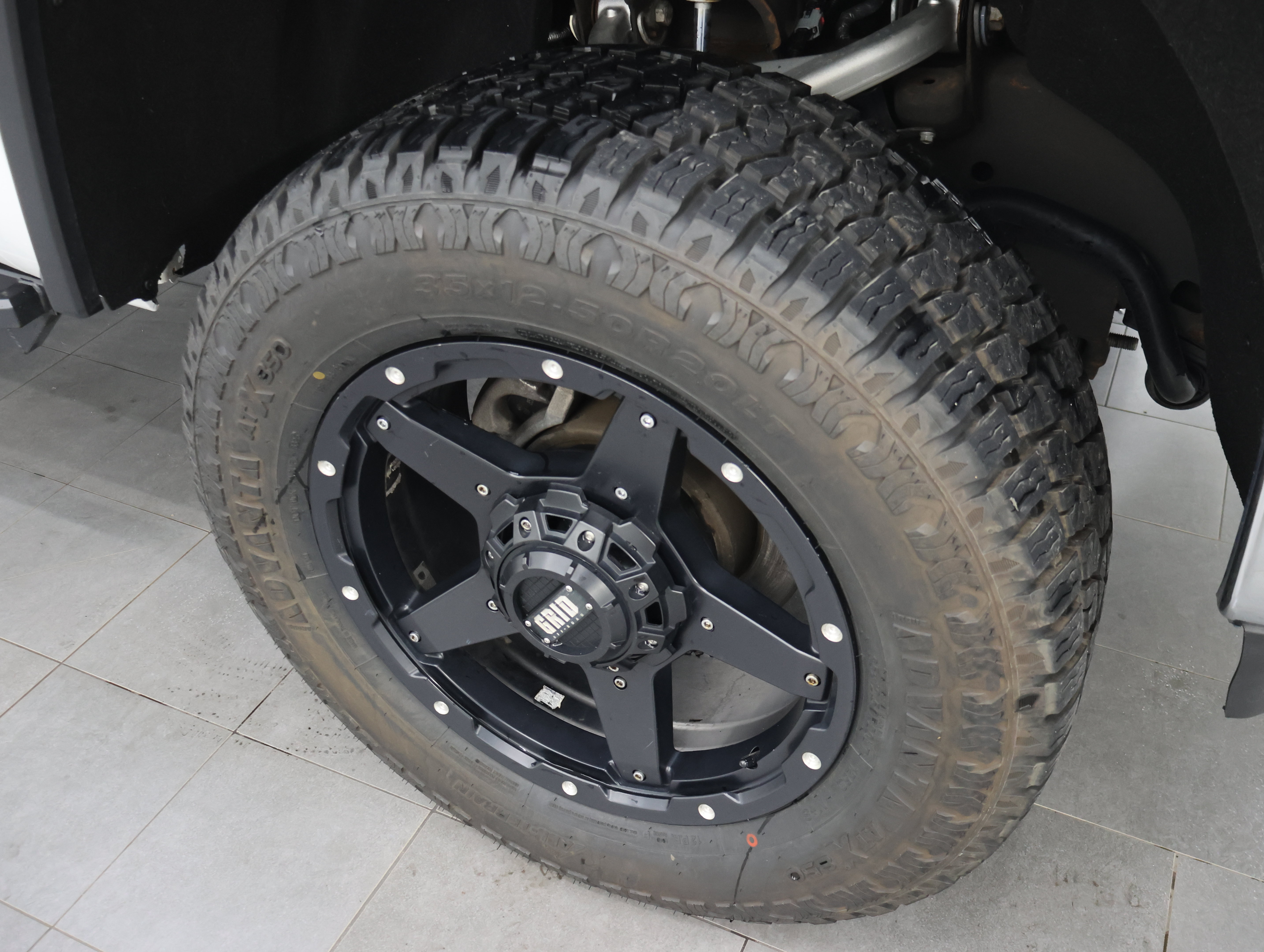 Used 2023 Chevrolet Silverado 2500 LTZ AWD/4WD image 3