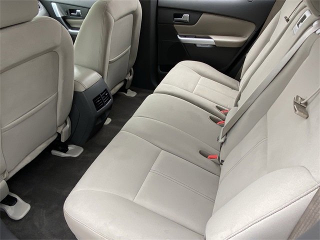 Used 2013 Ford Edge SE image 23