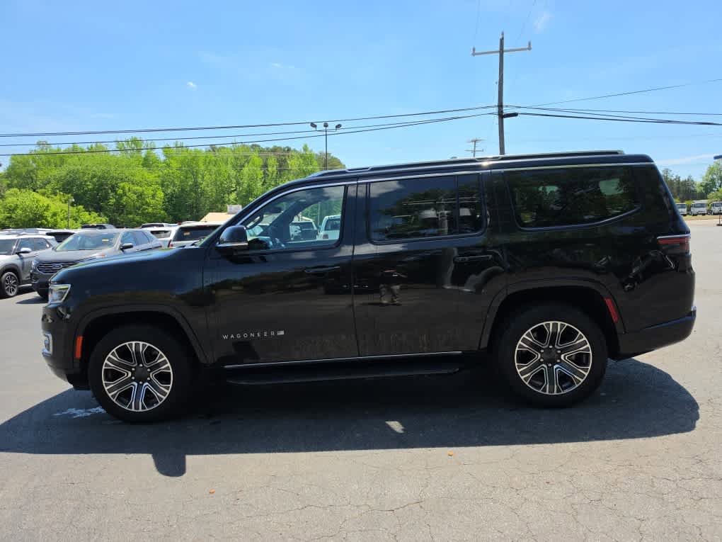 Used 2024 Jeep Wagoneer Series II w/ Flexible Seating Group RWD image 6
