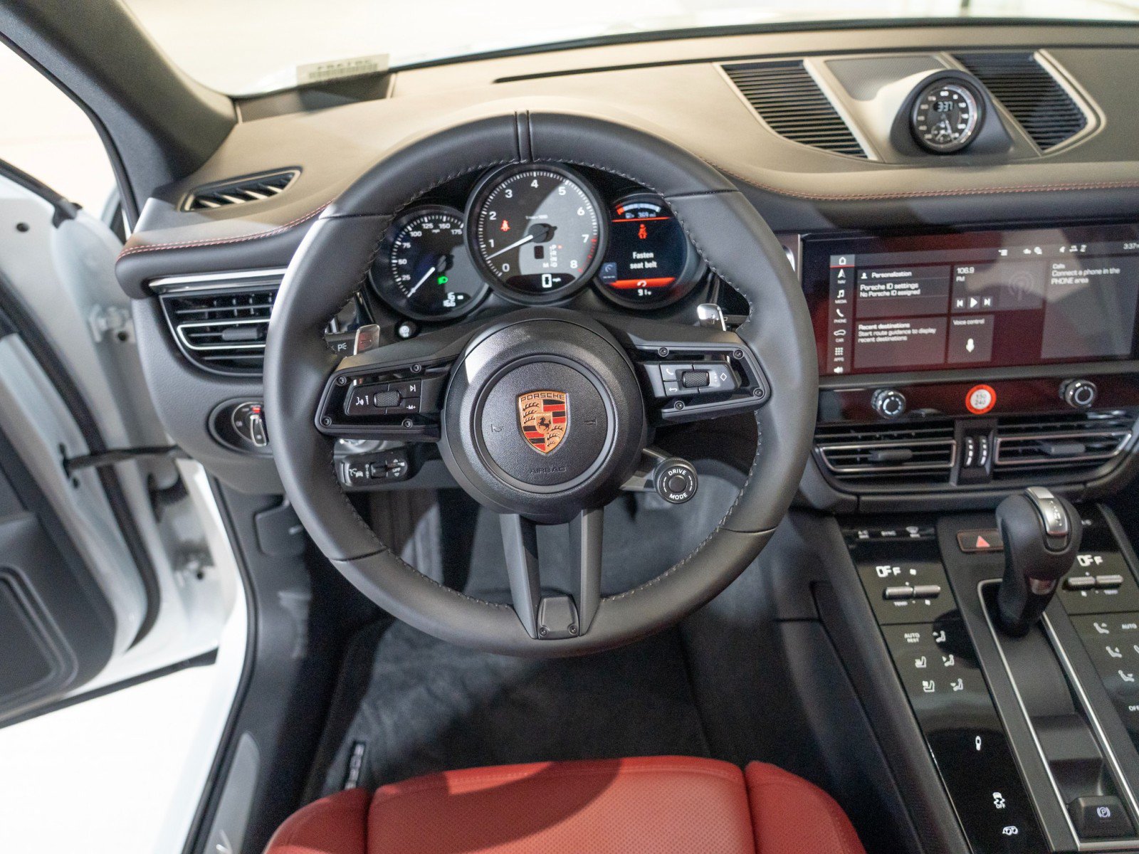 New 2026 Porsche Macan S AWD/4WD image 28