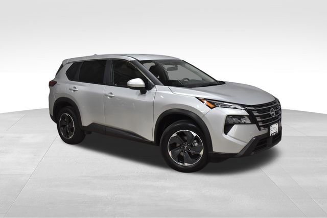 Used 2025 Nissan Rogue SV image 4