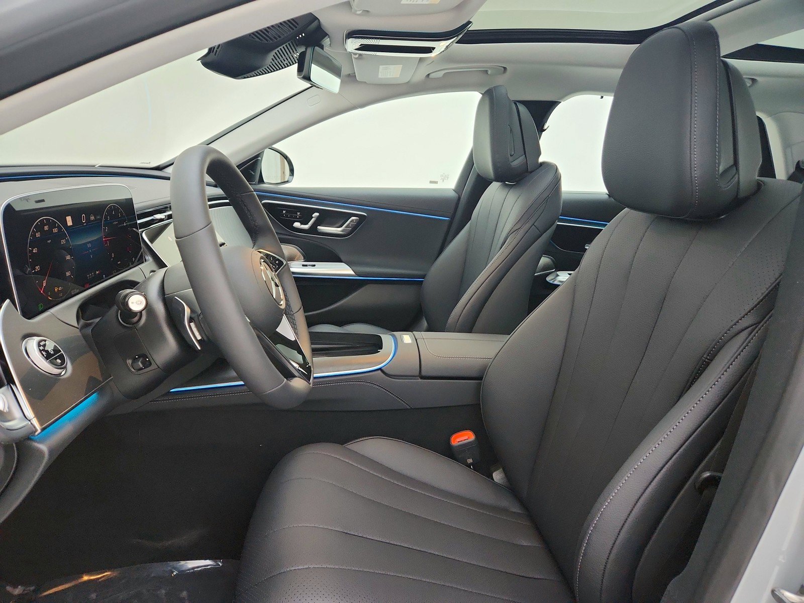 New 2025 Mercedes-Benz E 450 4MATIC All-Terrain Wagon image 7