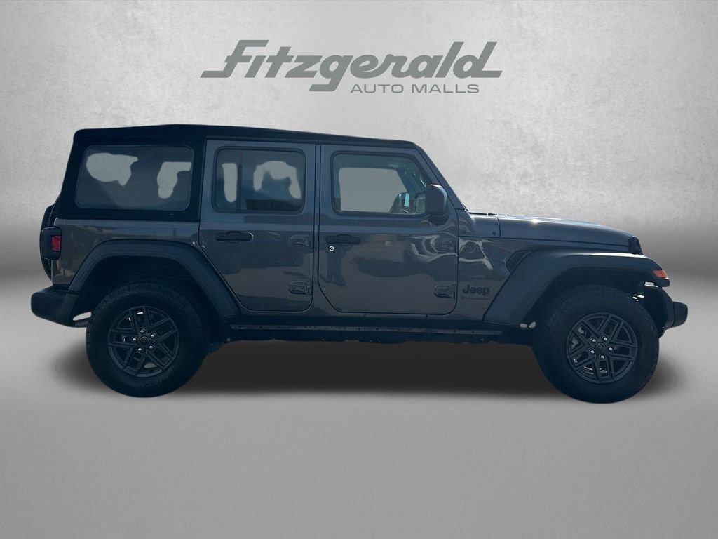 Used 2024 Jeep Wrangler Sport S image 4