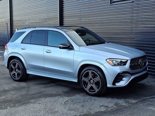 Used 2025 Mercedes-Benz GLE 450e 4MATIC image 9