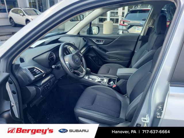 Used 2023 Subaru Forester Premium AWD/4WD image 8