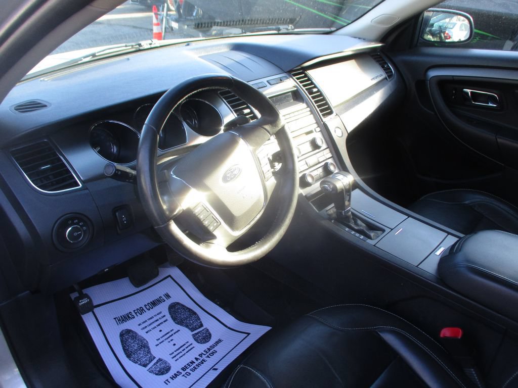Used 2011 Ford Taurus SEL w/ 201A Rapid Spec Order Code AWD/4WD image 13