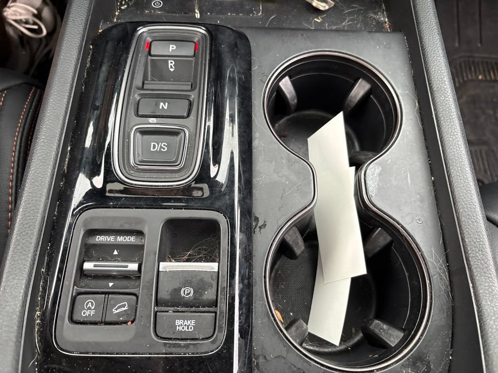 Used 2025 Honda Pilot TrailSport image 26