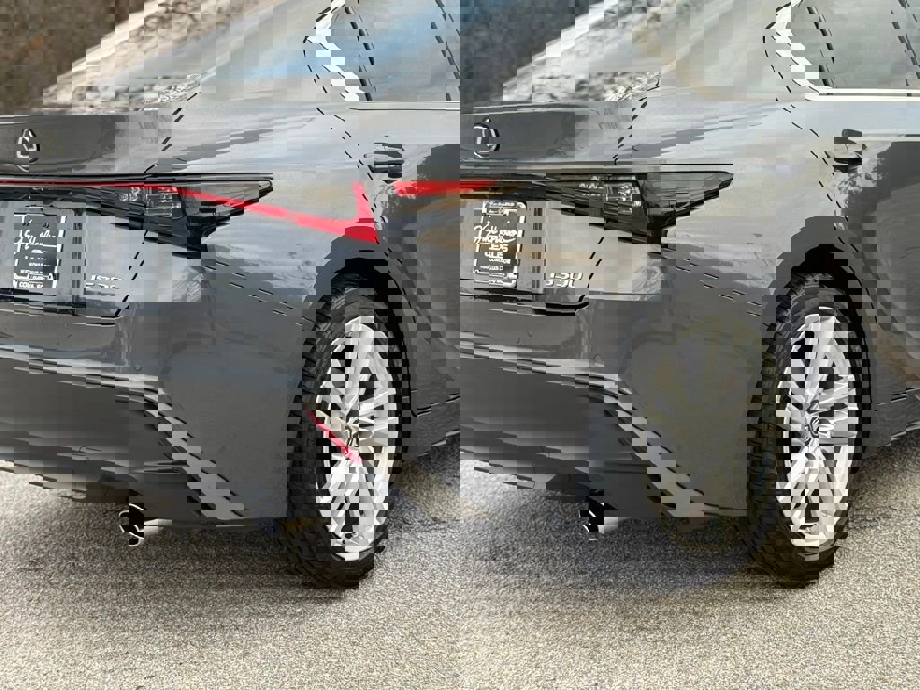 Certified 2024 Lexus IS 300 w/ Comfort Package image 15