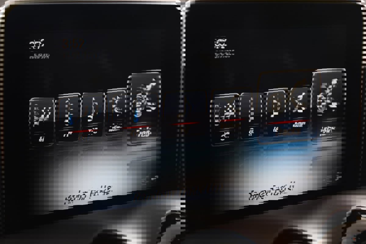 Used 2017 Mercedes-Benz AMG GT Coupe w/ Exclusive Interior Package image 61