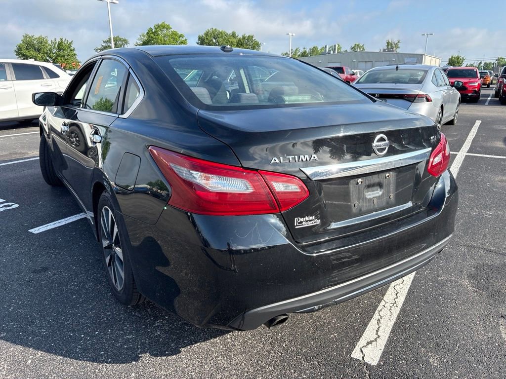 Used 2018 Nissan Altima 2.5 SV FWD image 6