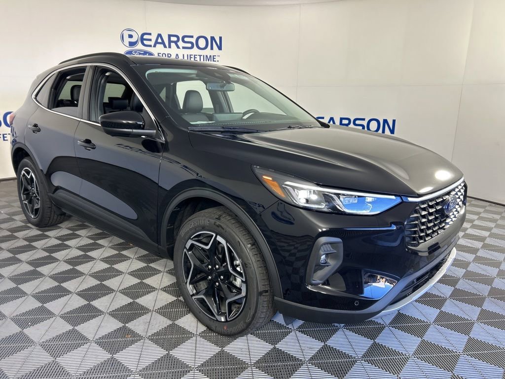 New 2026 Ford Escape Platinum image 3