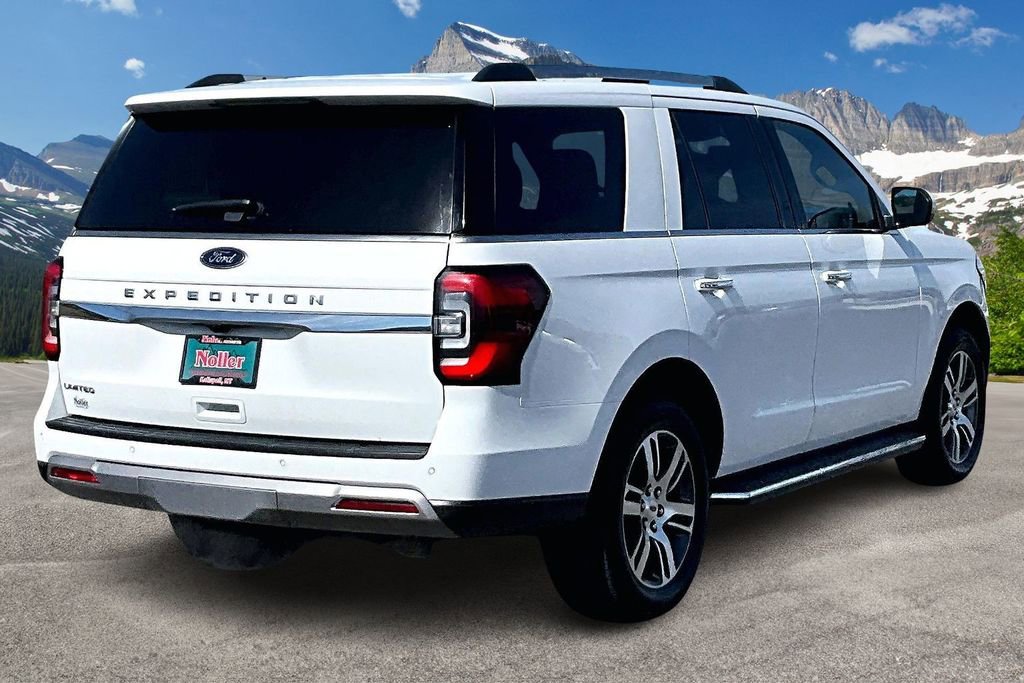Used 2022 Ford Expedition Limited image 2