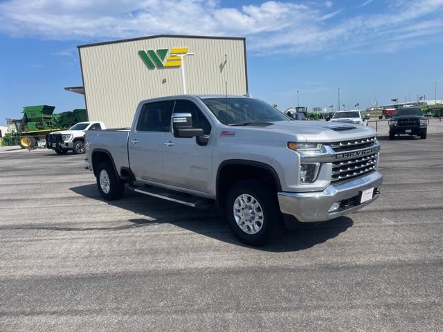 Used 2022 Chevrolet Silverado 2500 LTZ w/ LTZ Convenience Package AWD/4WD image 3