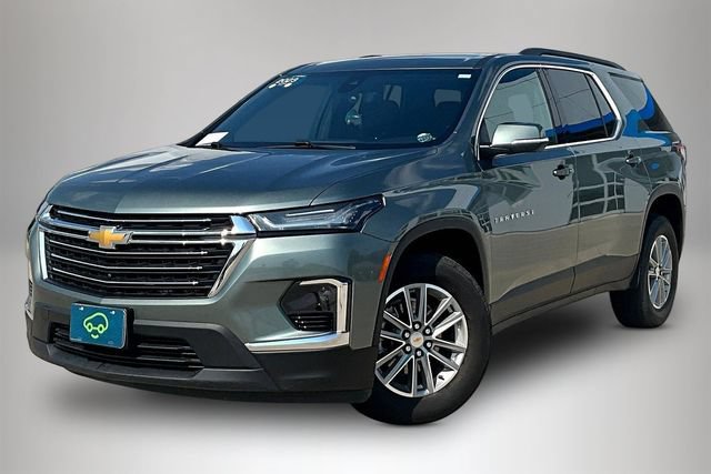 Used 2023 Chevrolet Traverse LT FWD image 3