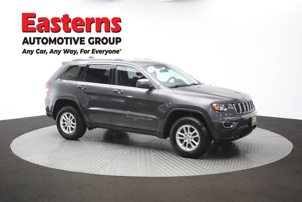 Used 2020 Jeep Grand Cherokee Laredo AWD/4WD image 46