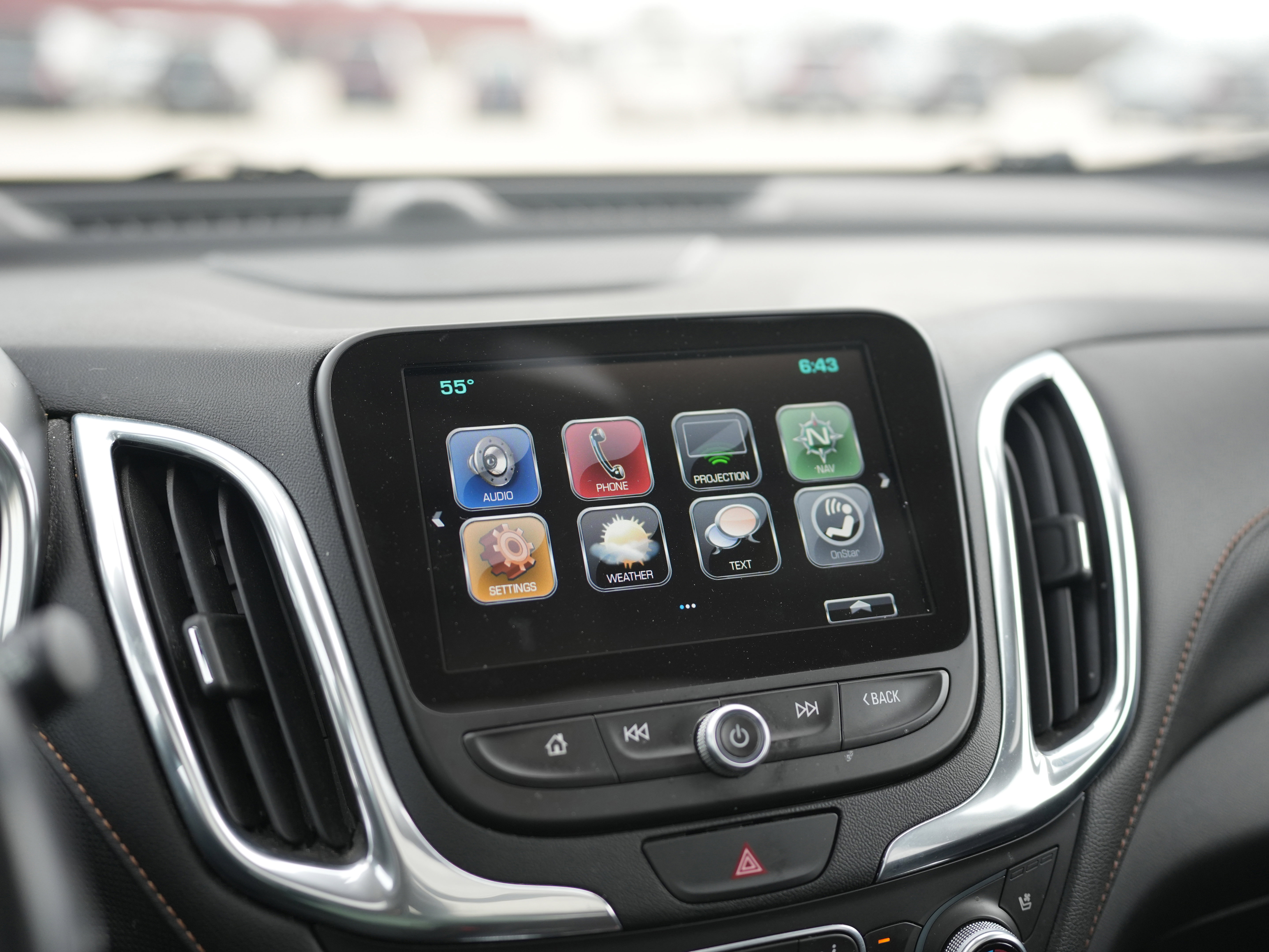 Used 2018 Chevrolet Equinox Premier image 14