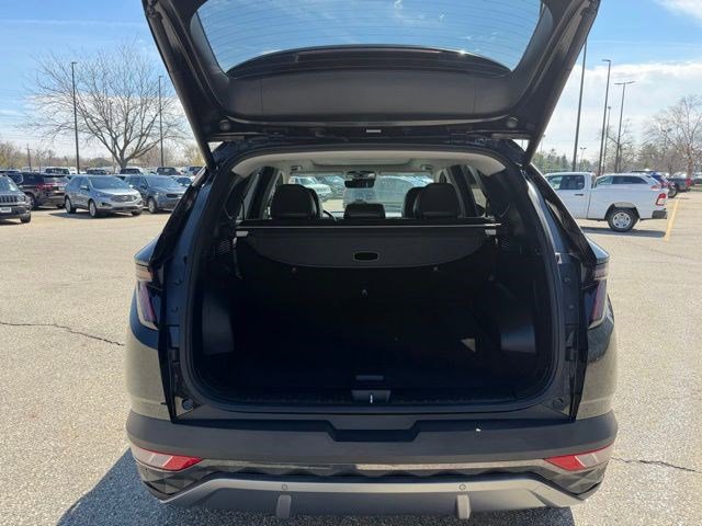 Used 2022 Hyundai Tucson Limited image 16