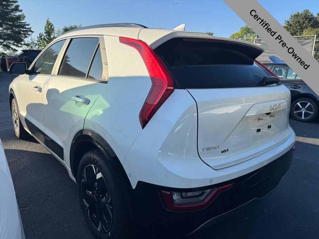 Certified 2024 Kia Niro Wave FWD image 6