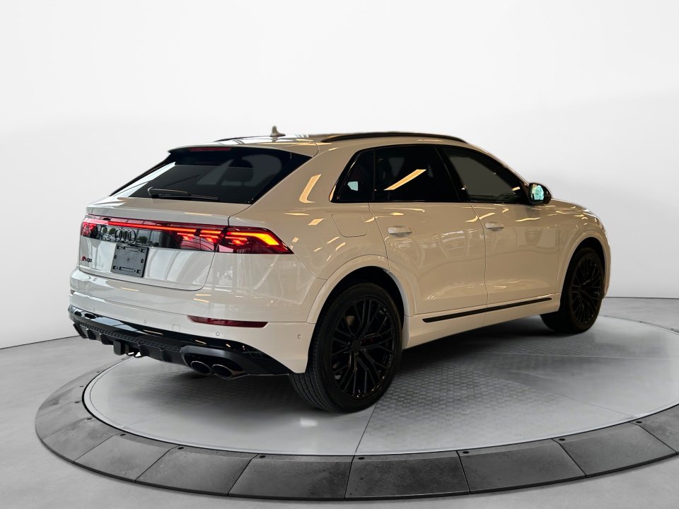 New 2026 Audi SQ8 Prestige image 7
