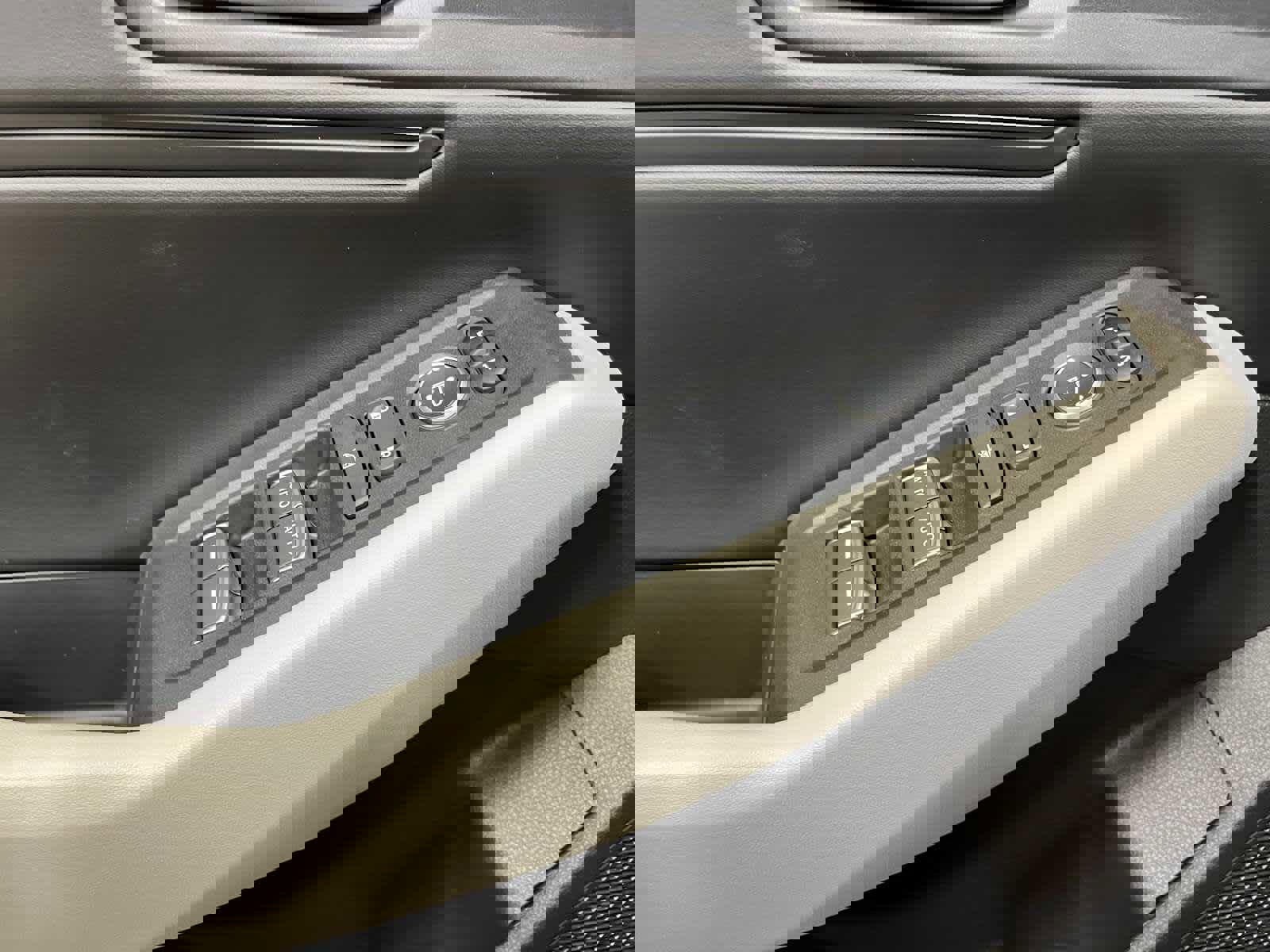 New 2025 Honda Accord SE image 14