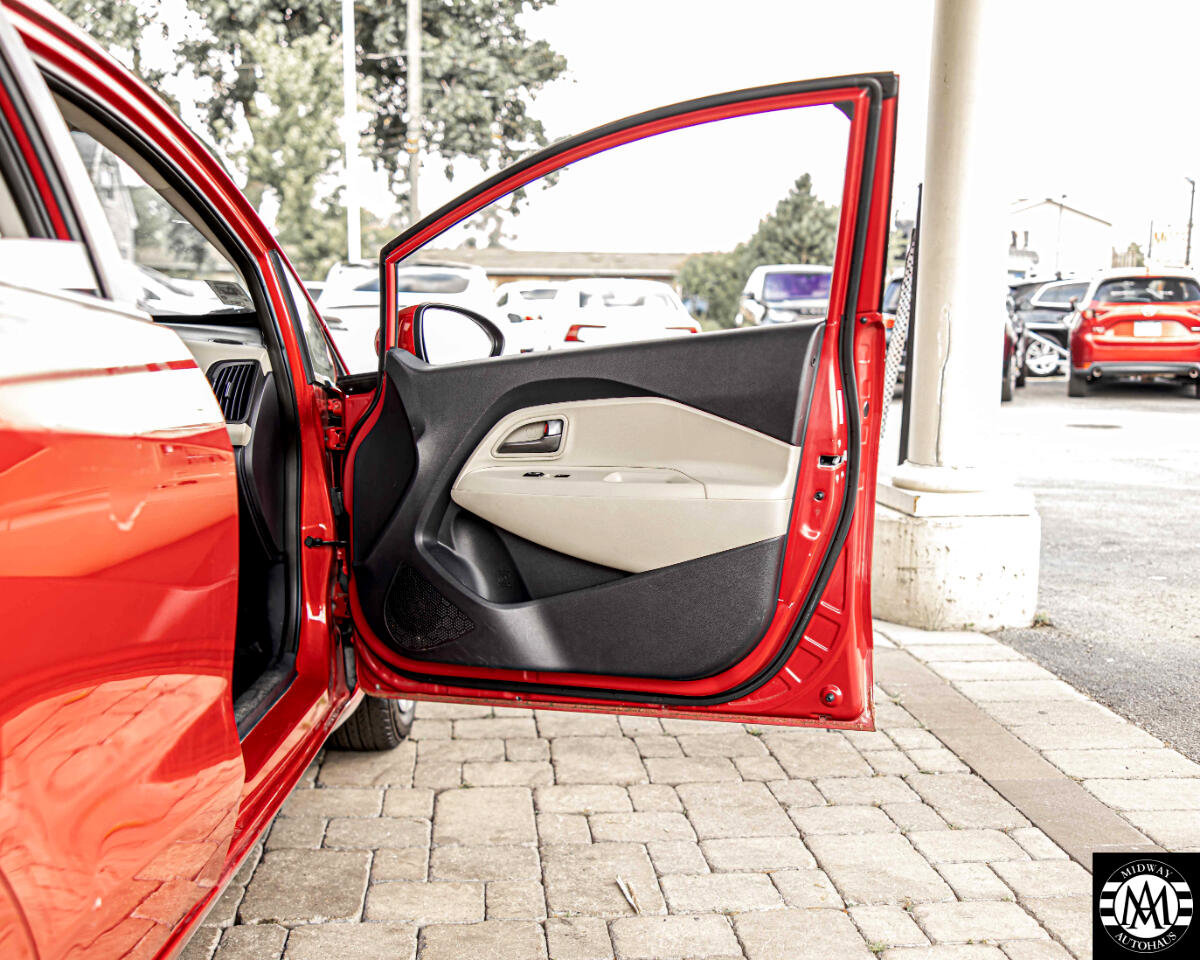Used 2013 Kia Rio LX w/ PWR Pkg image 39