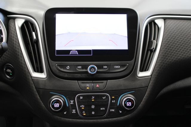 Used 2023 Chevrolet Malibu LT FWD image 7