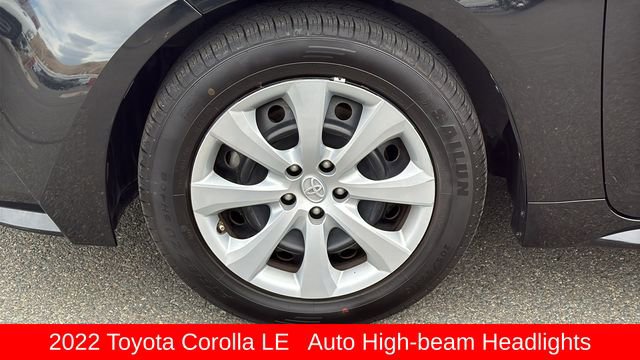 Used 2022 Toyota Corolla LE image 9