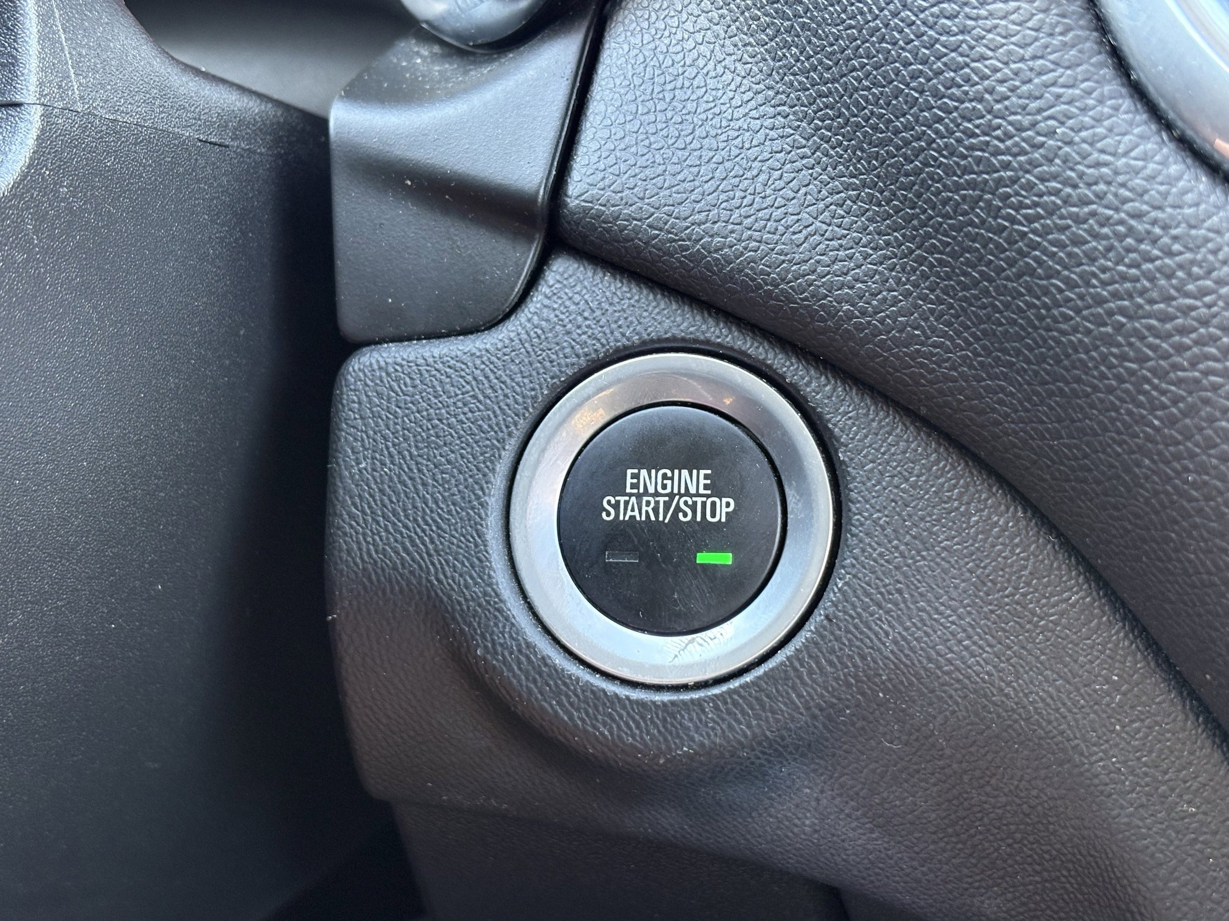 Used 2019 Chevrolet Equinox LT FWD image 18