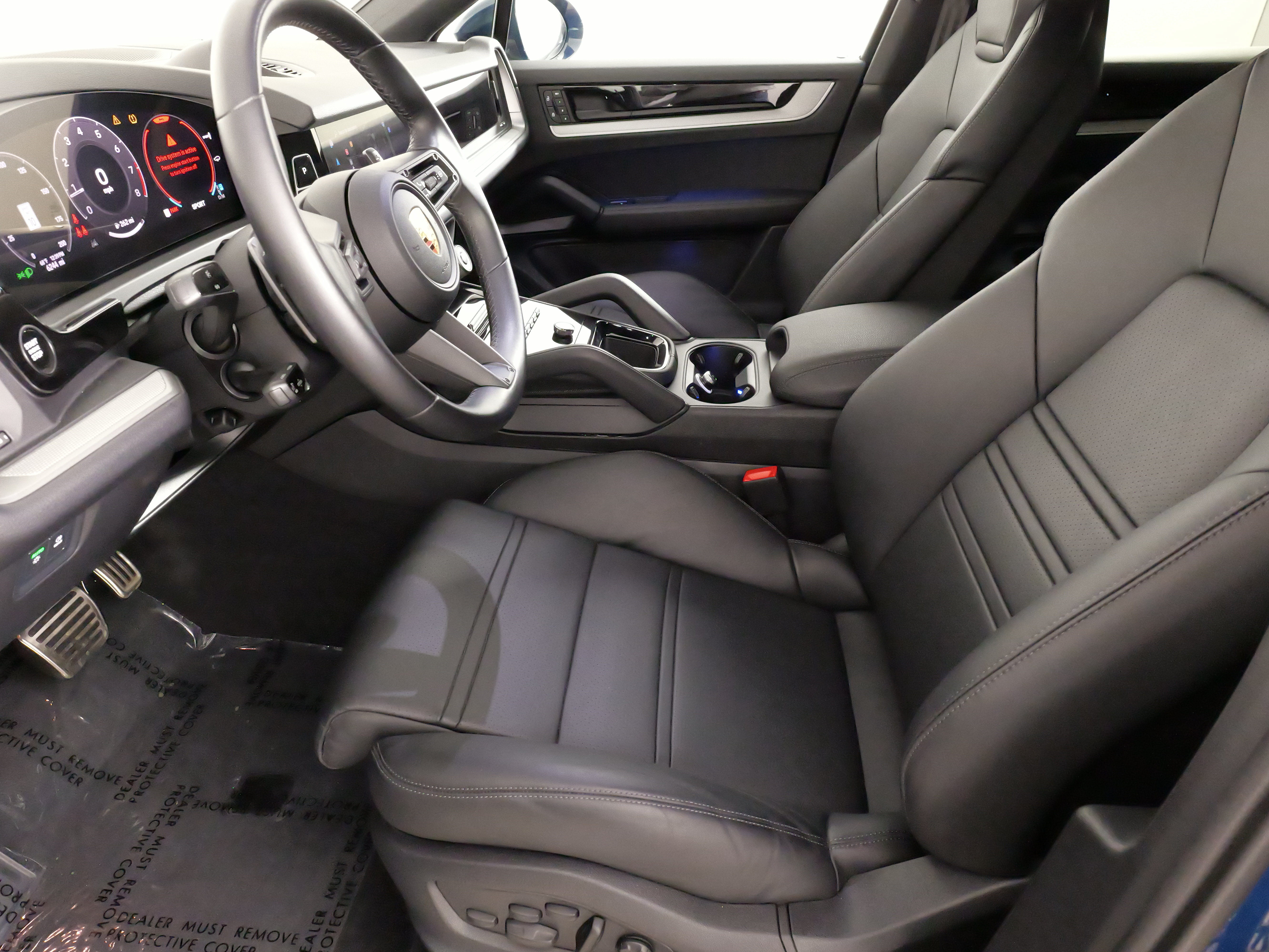 Used 2024 Porsche Cayenne S AWD/4WD image 29