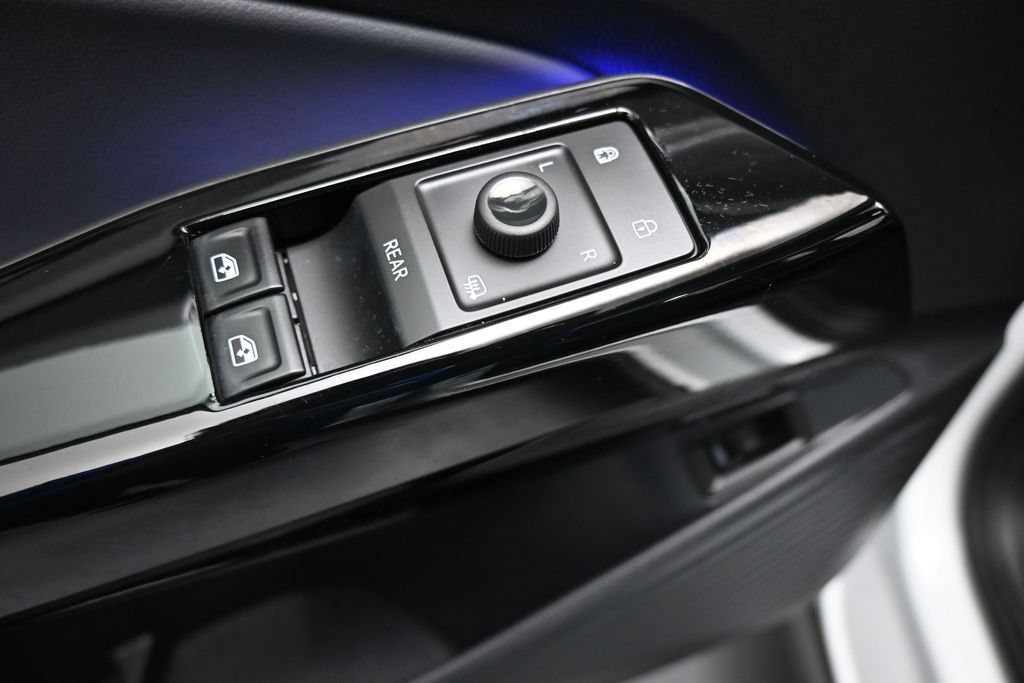 Used 2024 Volkswagen ID.4 S RWD image 12