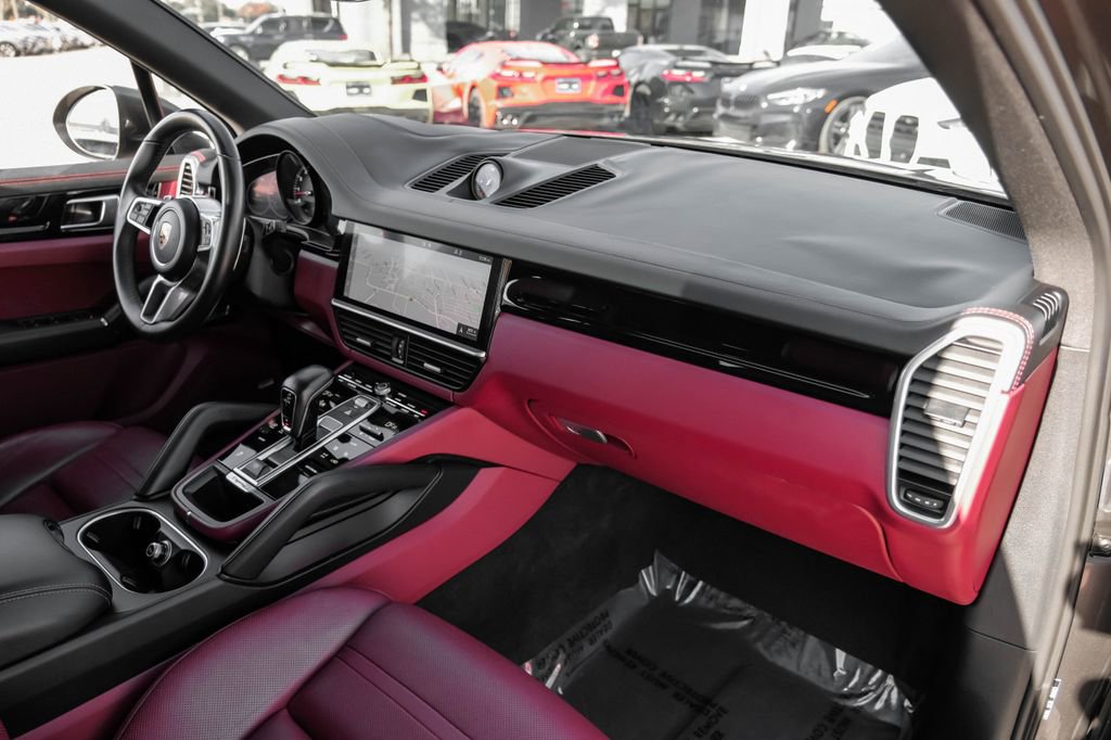 Used 2019 Porsche Cayenne image 10