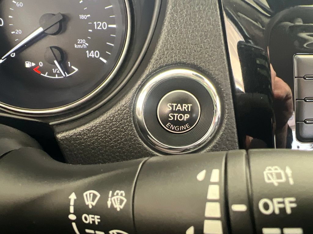 Certified 2022 Nissan Rogue Sport SL AWD/4WD image 58