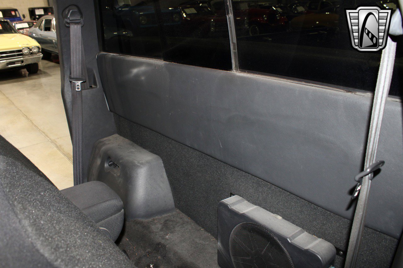 Used 2003 GMC Sonoma SLS w/ SLS Preferred Equipment Group image 8