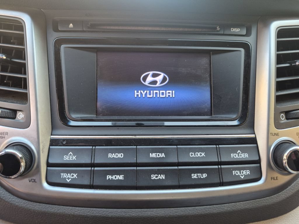 Used 2018 Hyundai Tucson SE FWD image 25