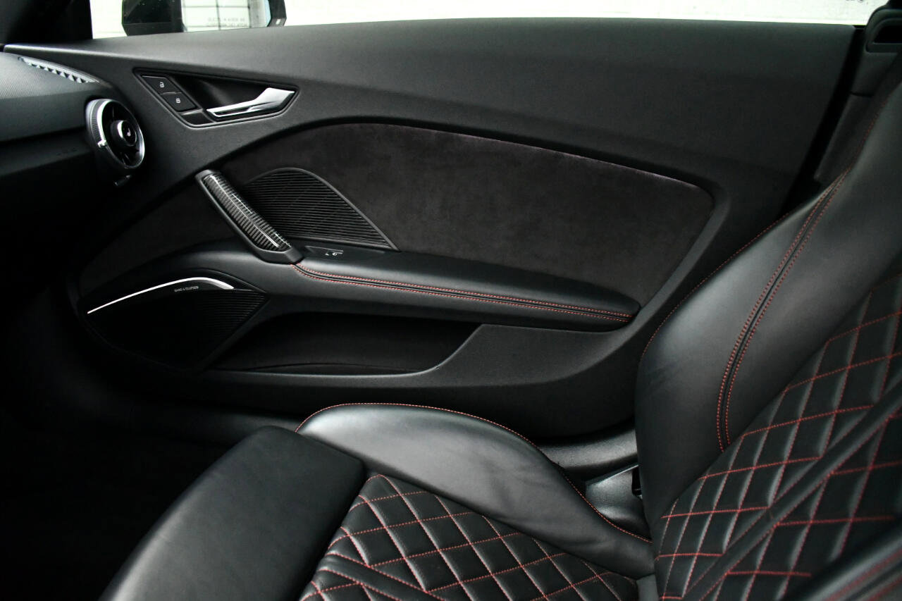 Used 2018 Audi TT RS image 40