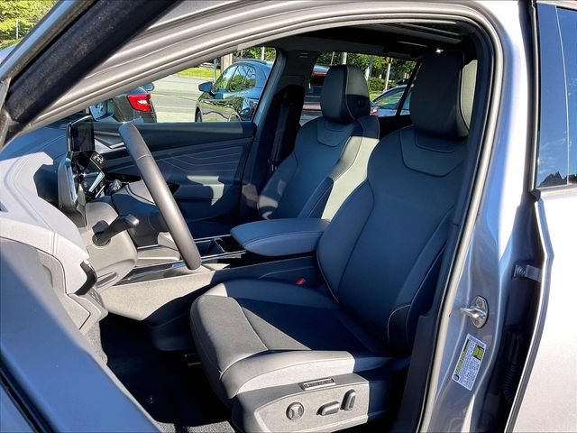 Used 2023 Volkswagen ID.4 Pro S AWD/4WD image 6