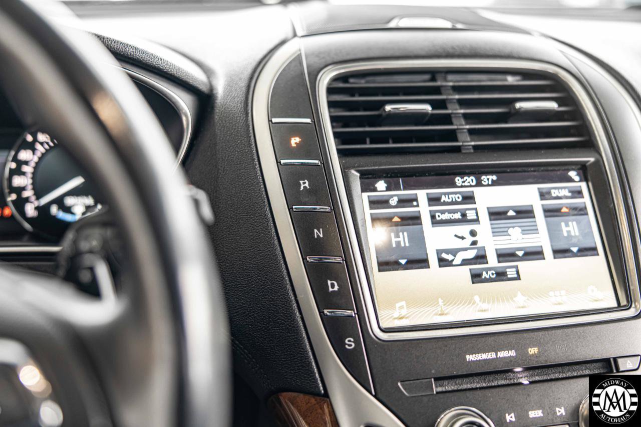 Used 2016 Lincoln MKX Reserve image 15