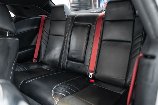 Used 2016 Dodge Challenger SRT w/ Technology Group image 22