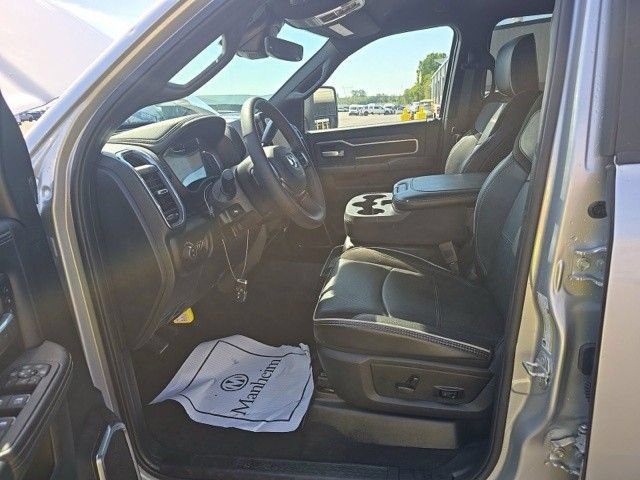 Used 2026 RAM 2500 Laramie AWD/4WD image 9
