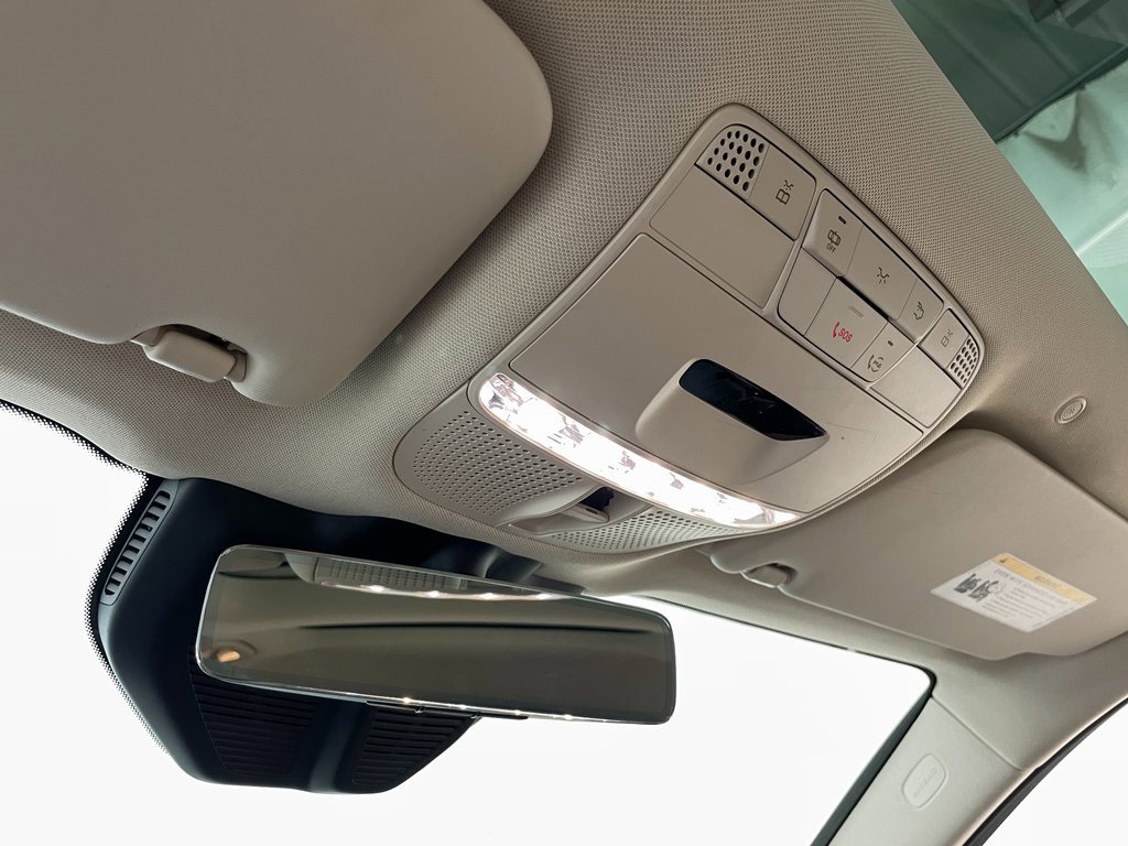 Used 2021 Mercedes-Benz GLC 300 GLC 300 image 31