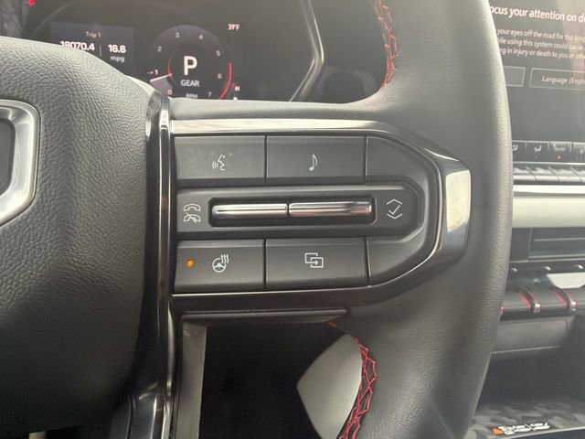 Used 2023 GMC Canyon AT4X image 30